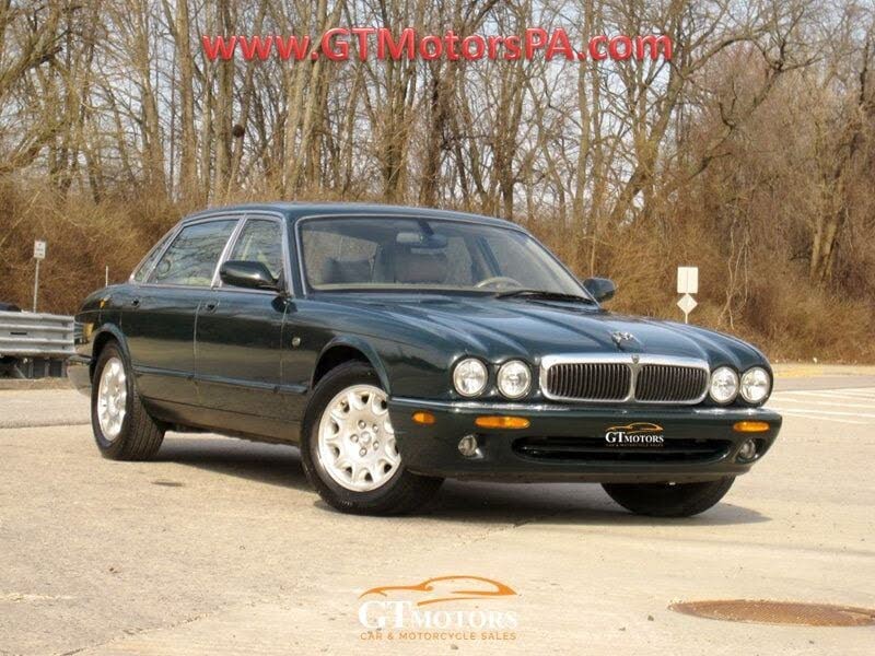 2000 Jaguar XJ-Series XJ Vanden Plas RWD