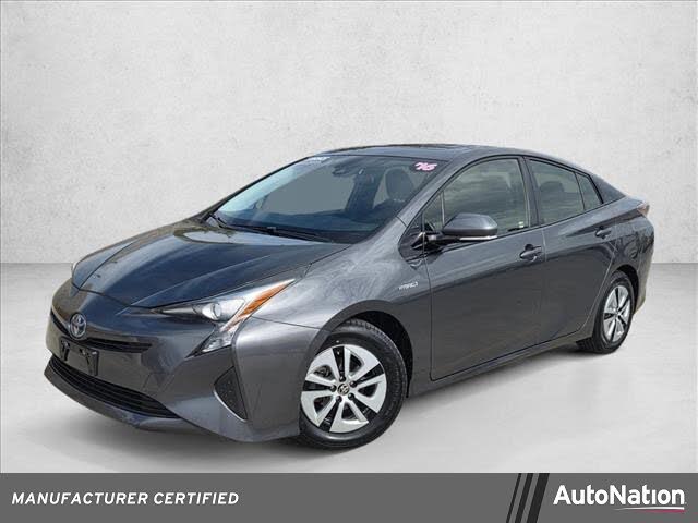 2016 Toyota Prius Three FWD