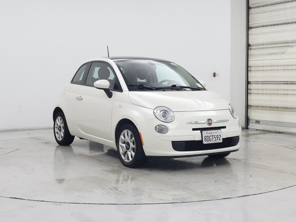 2017 FIAT 500 Pop Hatchback FWD