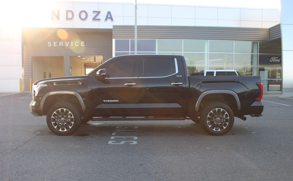 2024 Toyota Tundra Limited CrewMax Cab RWD