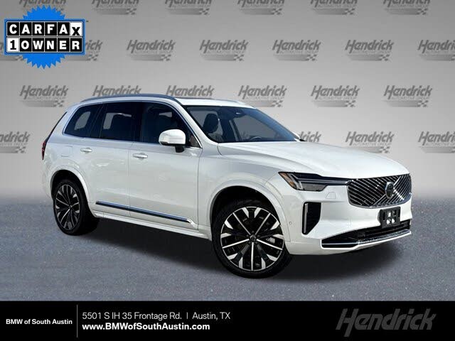 2025 Volvo XC90 B5 Plus Bright Theme 7-Passenger AWD