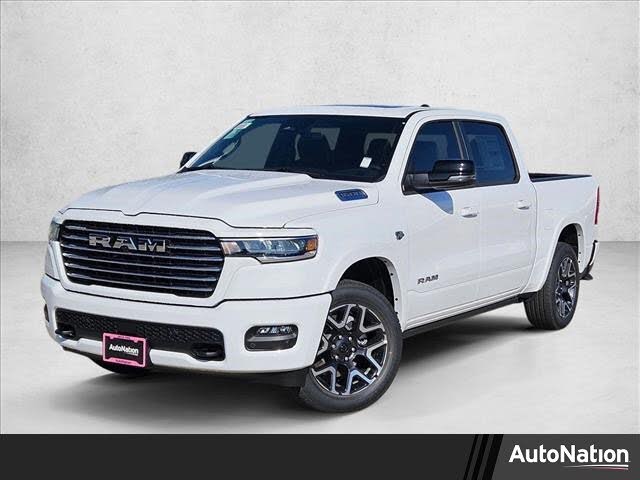 2026 RAM 1500 Laramie Crew Cab 4WD