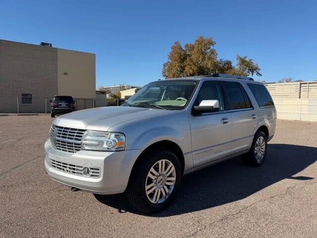2012 Lincoln Navigator RWD