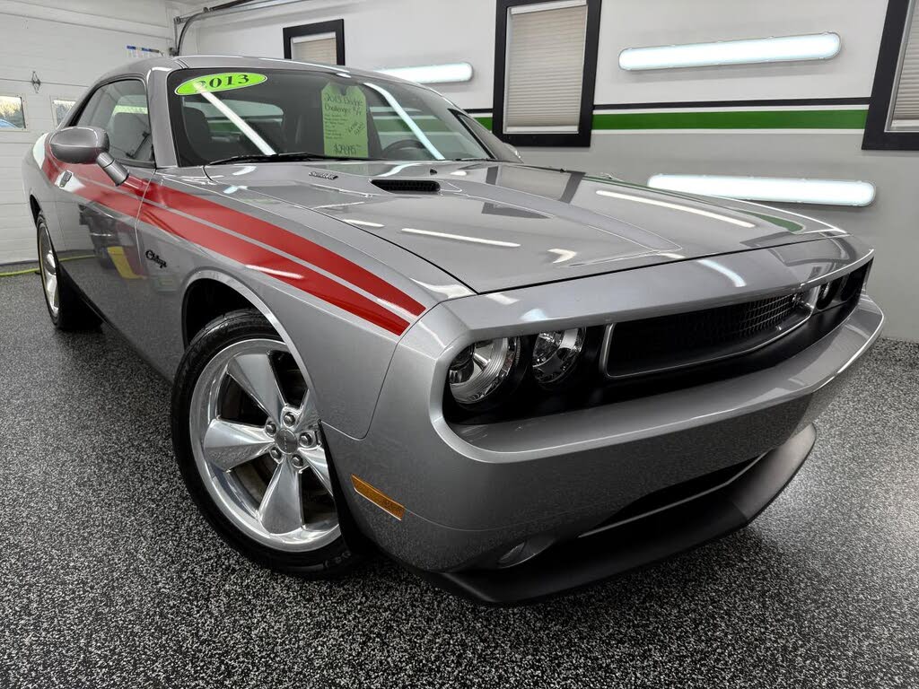2013 Dodge Challenger R/T Classic RWD