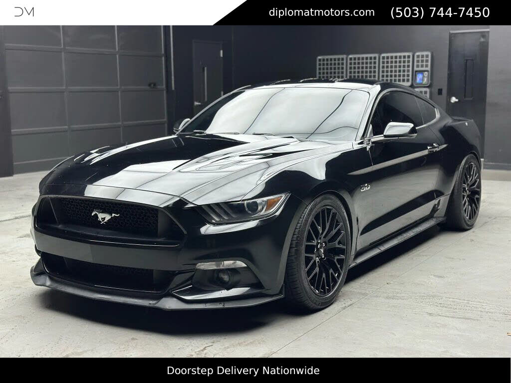 2015 Ford Mustang GT Premium Coupe RWD