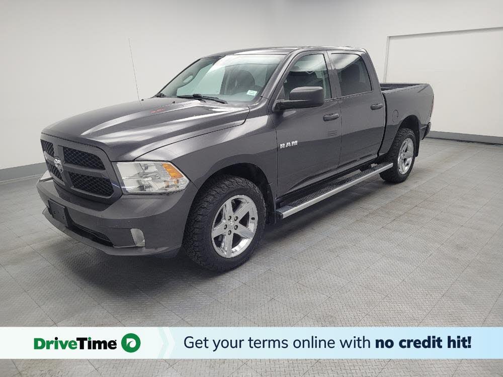 2017 RAM 1500 Express Crew Cab 4WD