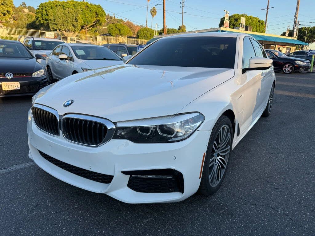 2018 BMW 5 Series 530e iPerformance Sedan RWD