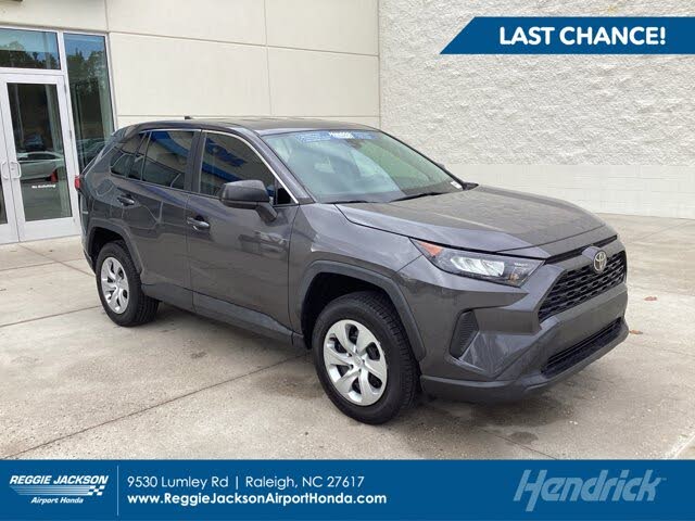 2022 Toyota RAV4 LE FWD