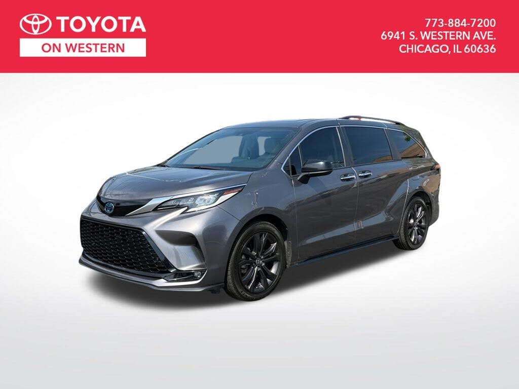 2022 Toyota Sienna XSE 7-Passenger FWD