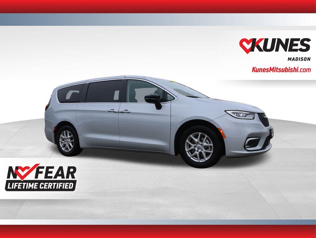 2024 Chrysler Pacifica Touring L FWD