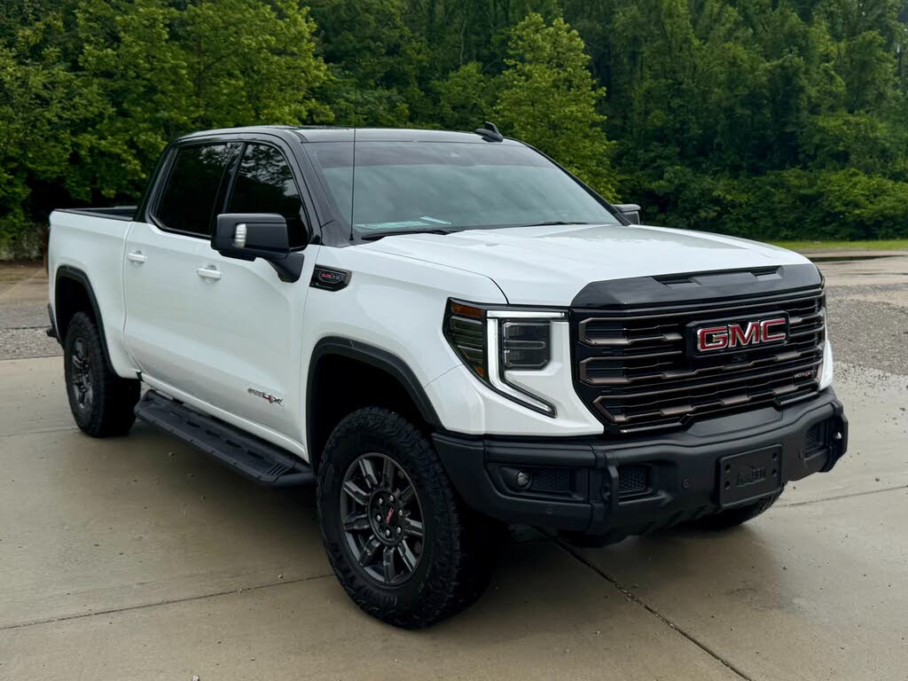 2024 GMC Sierra 1500 AT4X Crew Cab 4WD