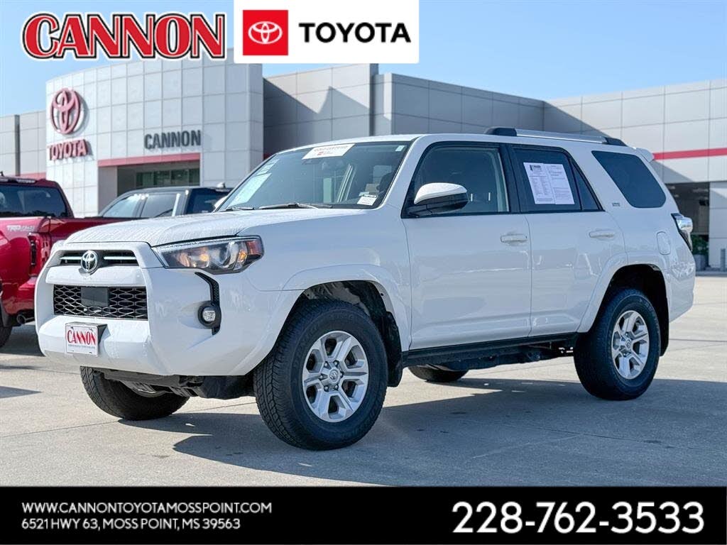 2024 Toyota 4Runner SR5 4WD