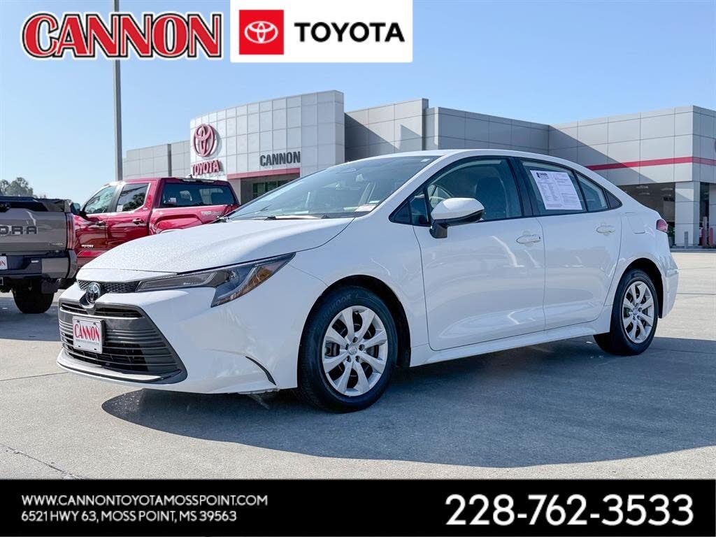 2024 Toyota Corolla LE FWD