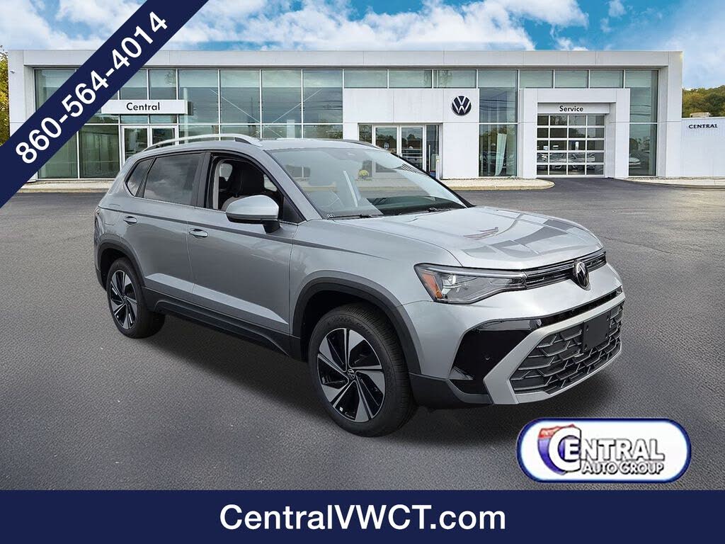 2025 Volkswagen Taos SE 4Motion