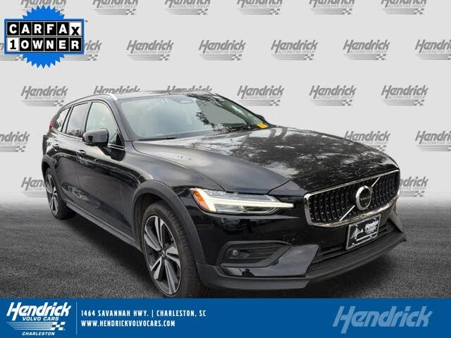2025 Volvo V60 Cross Country B5 Plus AWD