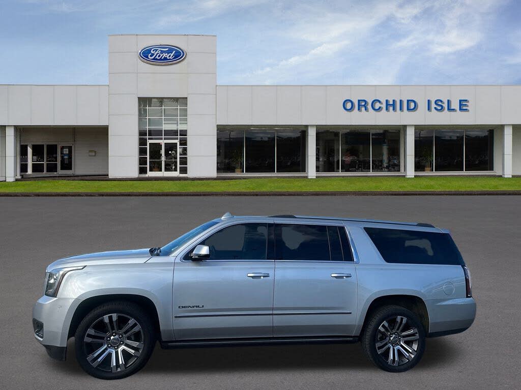 2017 GMC Yukon XL Denali 4WD