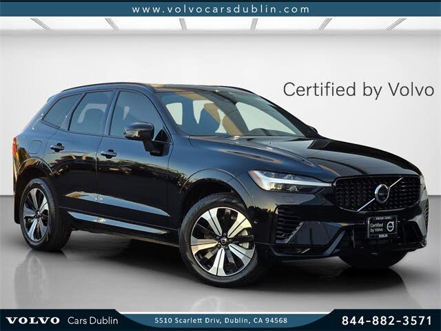 2023 Volvo XC60 Recharge T8 Plus Dark Theme eAWD