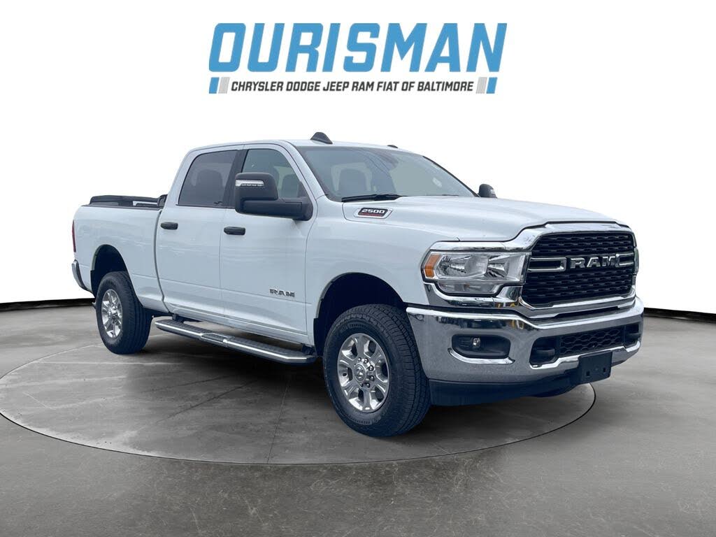2024 RAM 2500 Big Horn Crew Cab 4WD