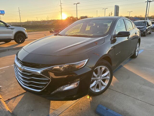2025 Chevrolet Malibu LT with 1LT FWD