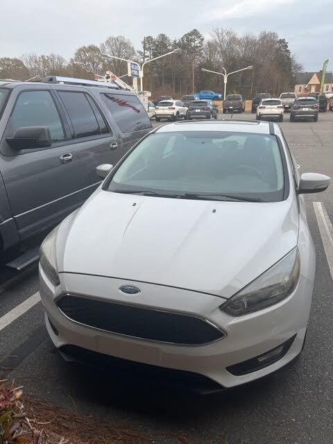 2017 Ford Focus SEL Hatchback