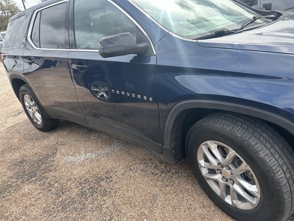 2022 Chevrolet Traverse LS FWD