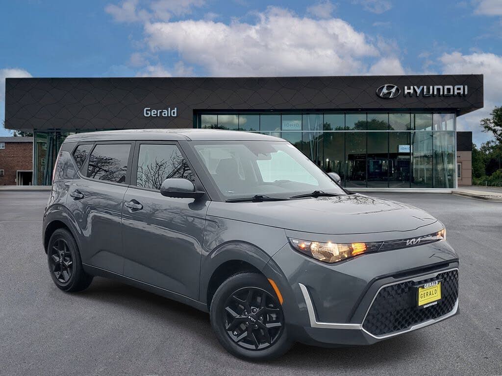 2023 Kia Soul LX FWD