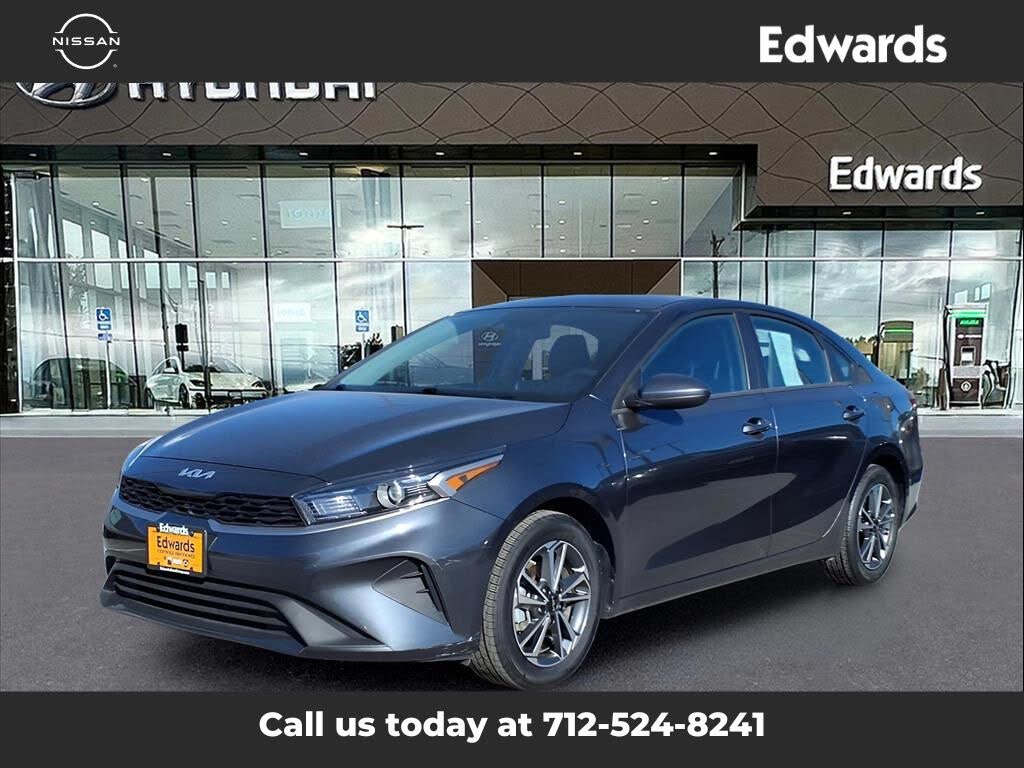 2024 Kia Forte LXS FWD