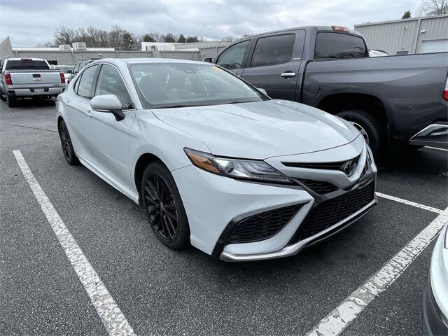 2024 Toyota Camry XSE FWD