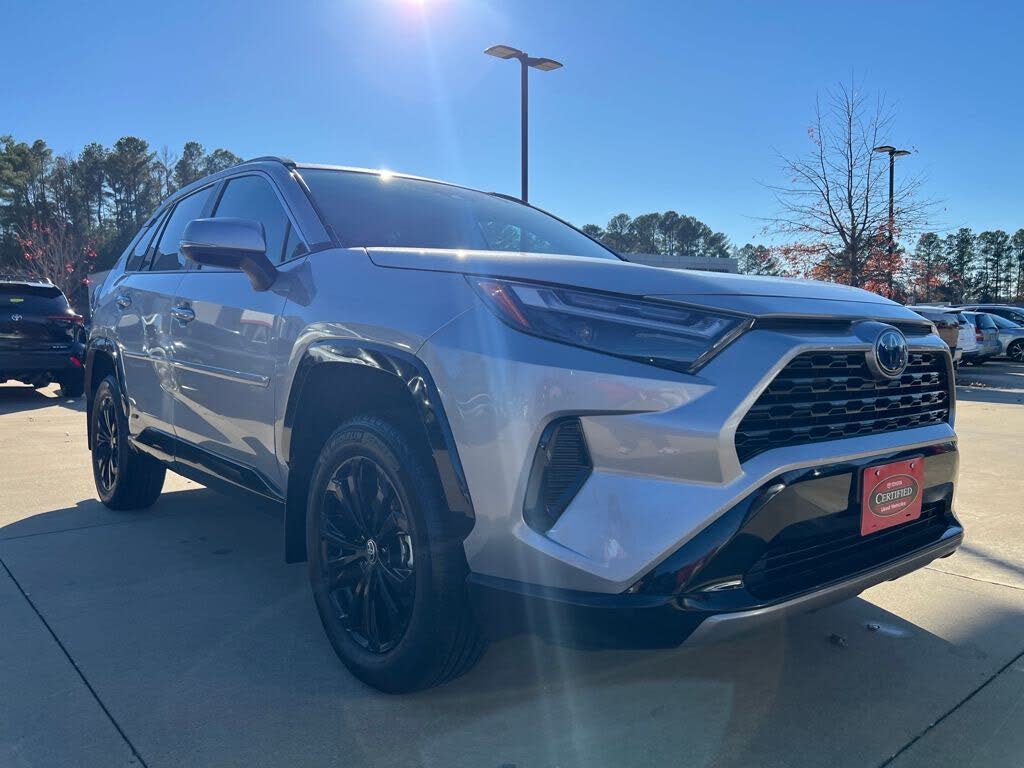 2024 Toyota RAV4 Hybrid SE AWD