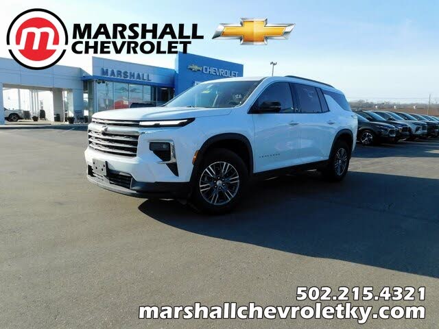 2025 Chevrolet Traverse LT FWD