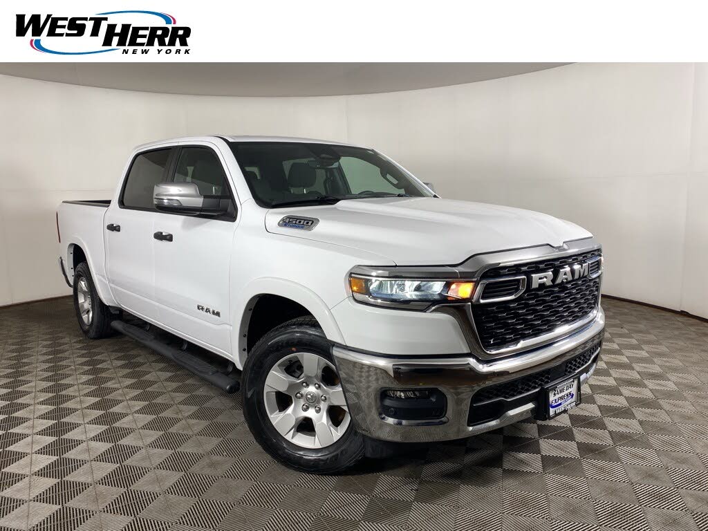 2025 RAM 1500 Big Horn Crew Cab 4WD