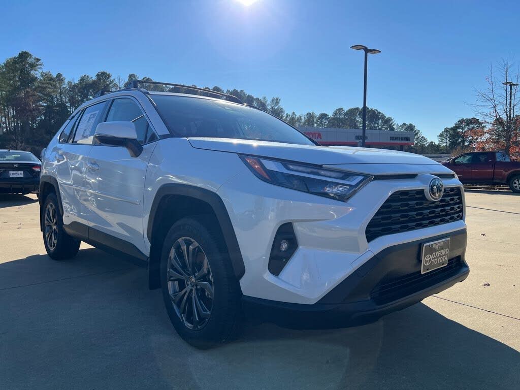 2025 Toyota RAV4 Hybrid XLE Premium AWD