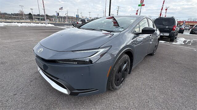 2026 Toyota Prius Plug-In Hybrid SE FWD