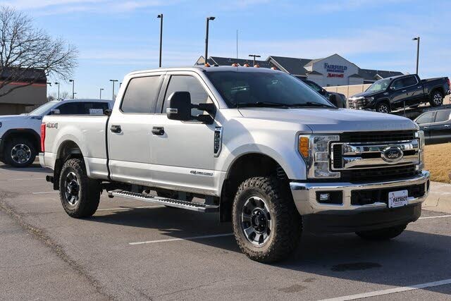 2017 Ford F-250 Super Duty XLT Crew Cab 4WD