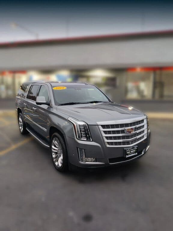 2018 Cadillac Escalade ESV Luxury 4WD