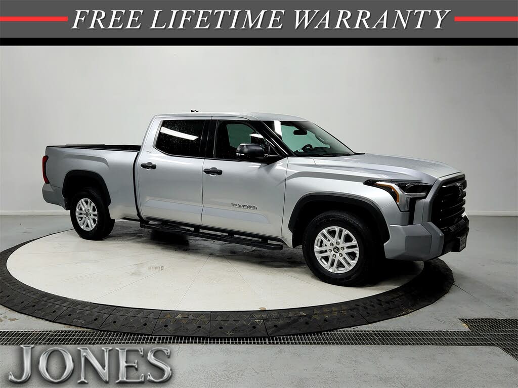 2022 Toyota Tundra SR5 CrewMax Cab LB RWD