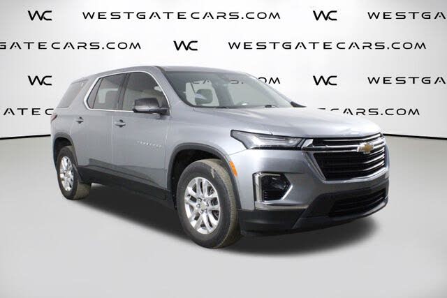 2023 Chevrolet Traverse LS FWD