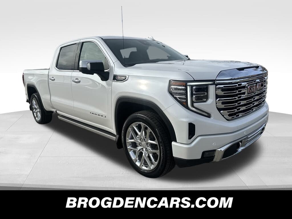 2023 GMC Sierra 1500 Denali Crew Cab 4WD