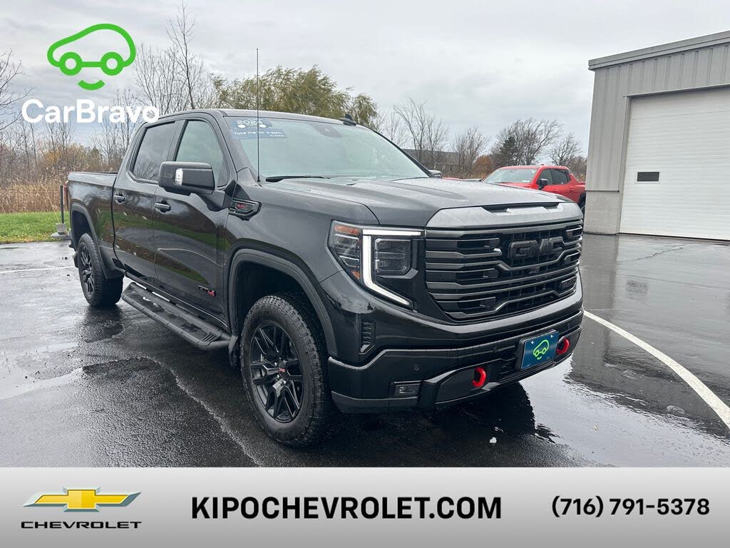 2024 GMC Sierra 1500 AT4 Crew Cab 4WD
