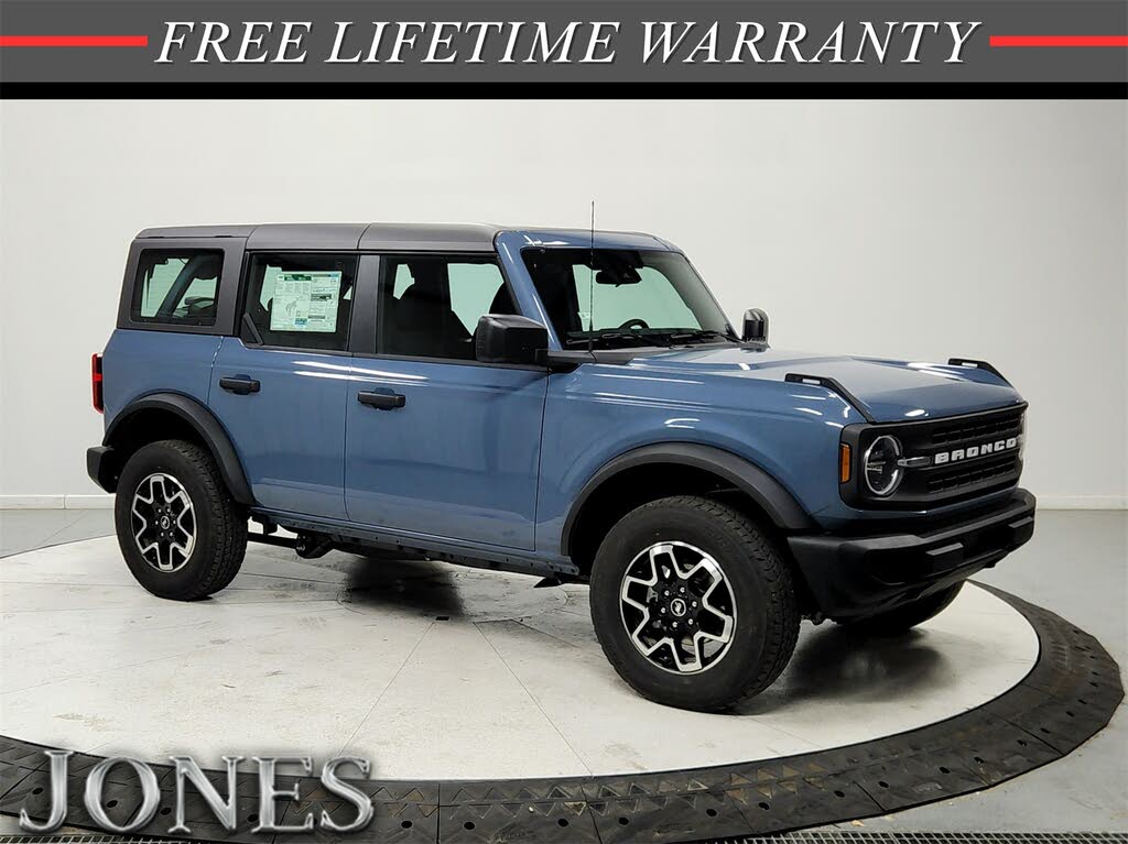 2025 Ford Bronco 4-Door 4WD