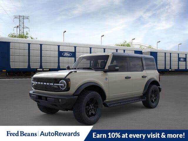 2025 Ford Bronco Outer Banks 4-Door 4WD