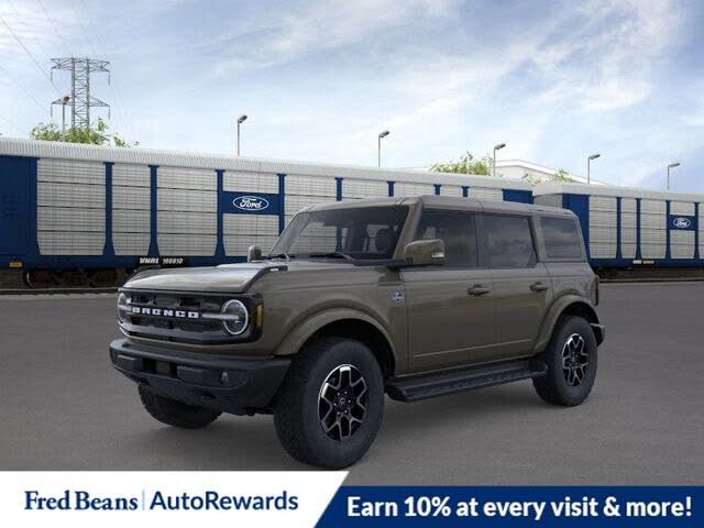2025 Ford Bronco Outer Banks 4-Door 4WD
