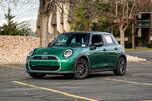 MINI Cooper Signature Trim 4-Door Hatchback FWD