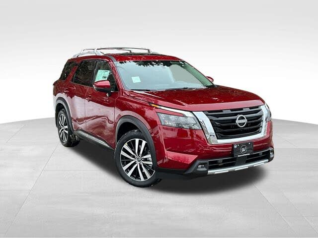 2025 Nissan Pathfinder Platinum 4WD