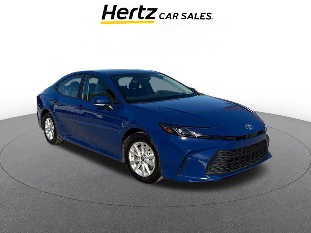 2025 Toyota Camry LE FWD