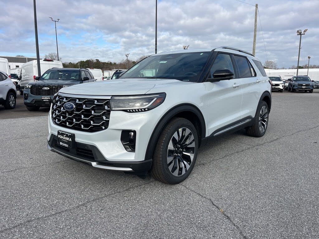 2026 Ford Explorer Platinum AWD