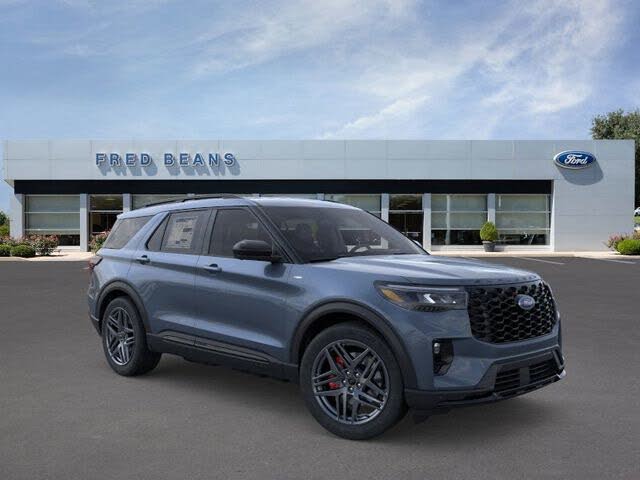 2026 Ford Explorer ST-Line AWD