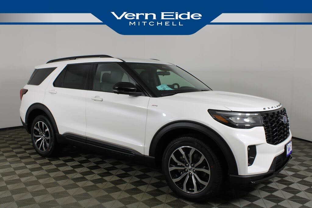 2026 Ford Explorer ST-Line AWD
