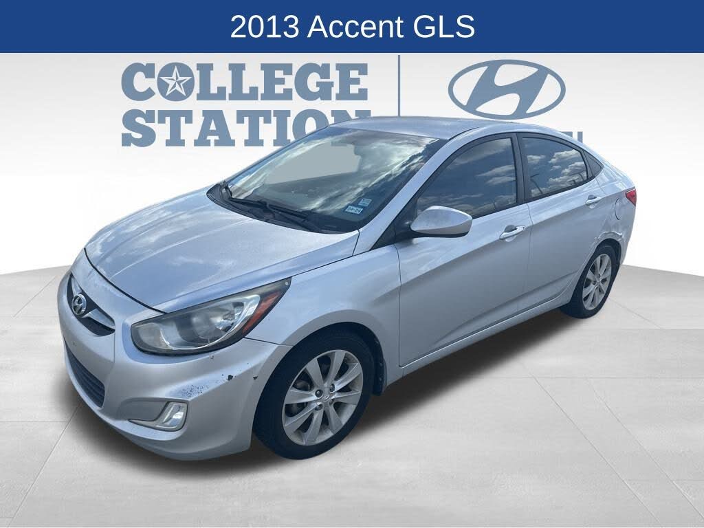 2013 Hyundai Accent GLS Sedan FWD