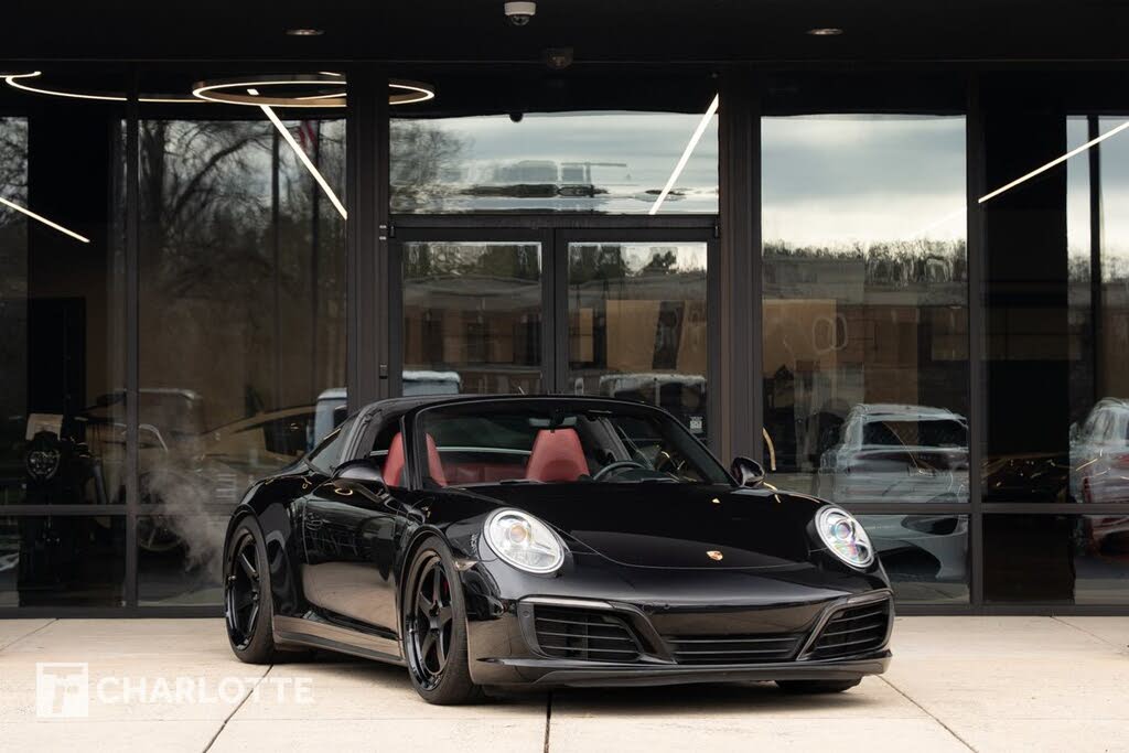 2017 Porsche 911 Targa 4S Cabriolet AWD